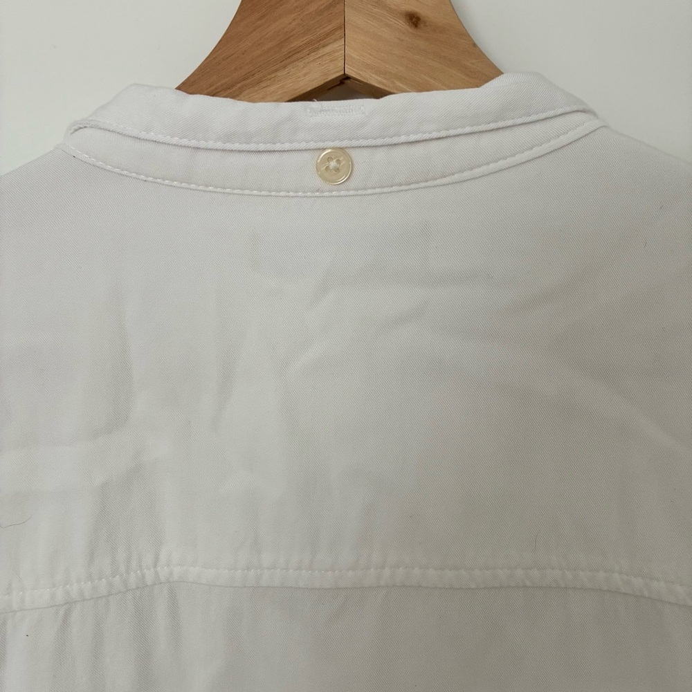 White Boxy Button Down Shirt with Notched Collar small - Picture 7 of 8